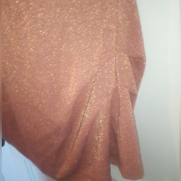 Liz Claiborne - Picture 3 of 8